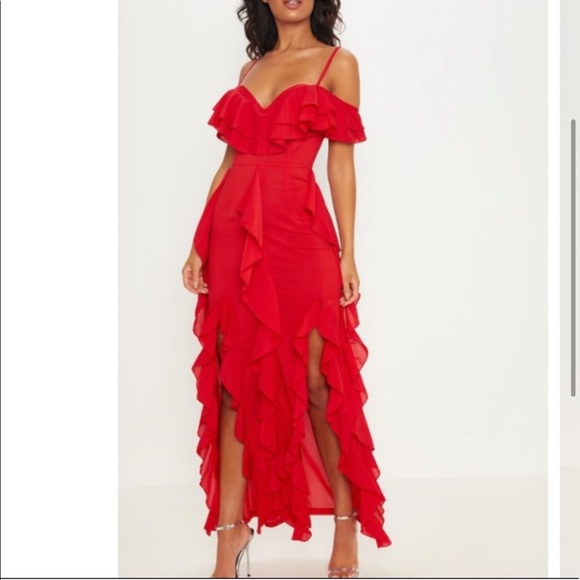 PrettyLittleThing Dresses & Skirts - PRETTYLITTLETHING red ruffled maxi dress w/ leg openings cold shoulders size 6